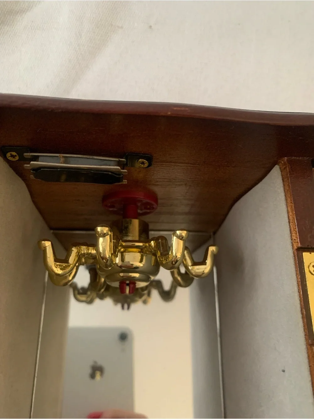 Vintage Mahogany Jewelry Box Rotating Necklace Holder 4 Heart Drawers Mirror